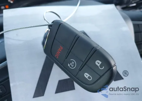 2024 Jeep Compass Latitude Lux Fwd from USA, damaged, VIN 3C4NJDFN3RT153257